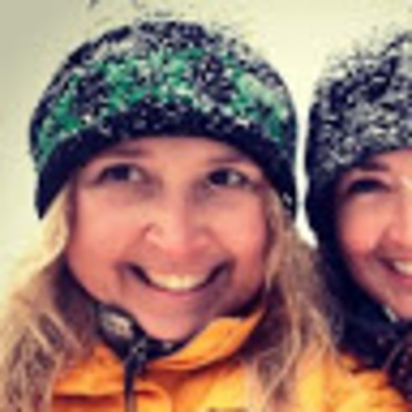 Meet your Posher, Amelia - Picture 1 of 1